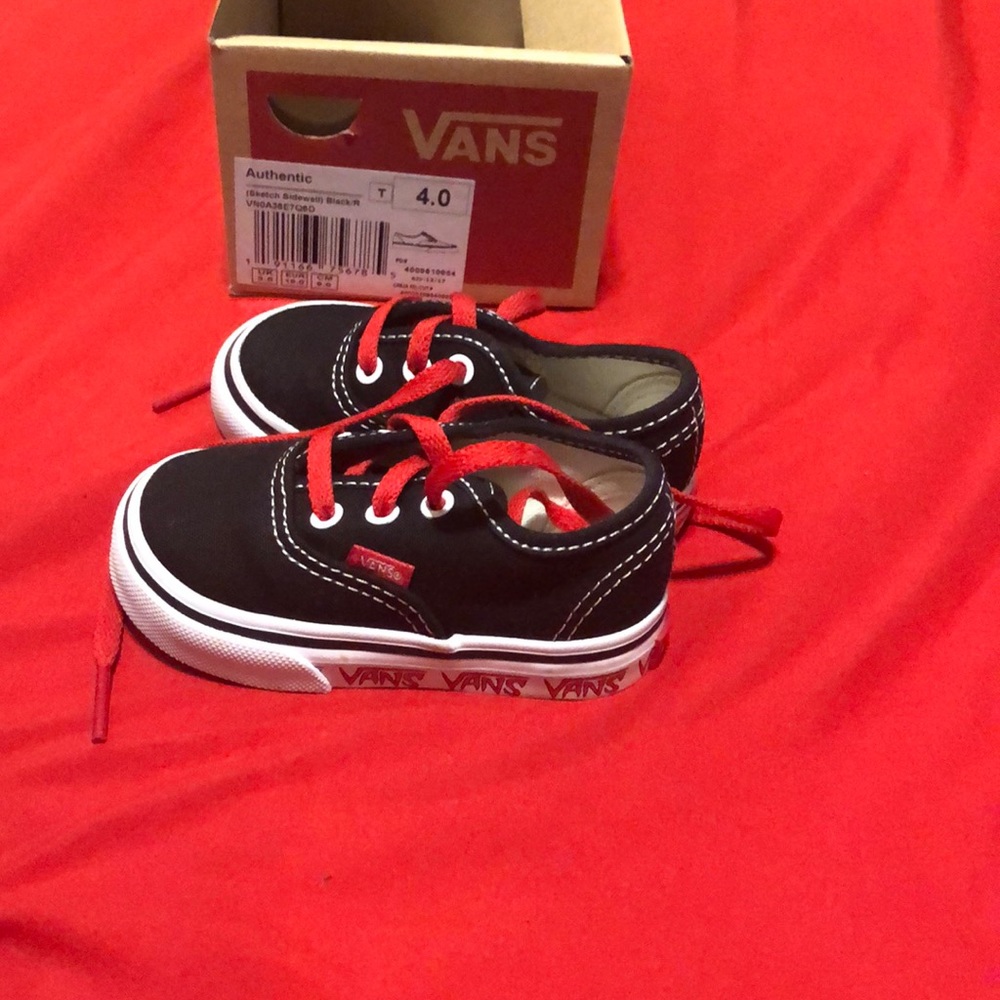 Vans - Picture 2 of 2